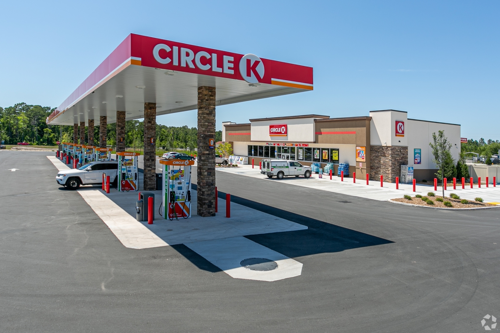 Couche-tard To Add Circle K Stores As Global Chain Ponders Expanding Offerings