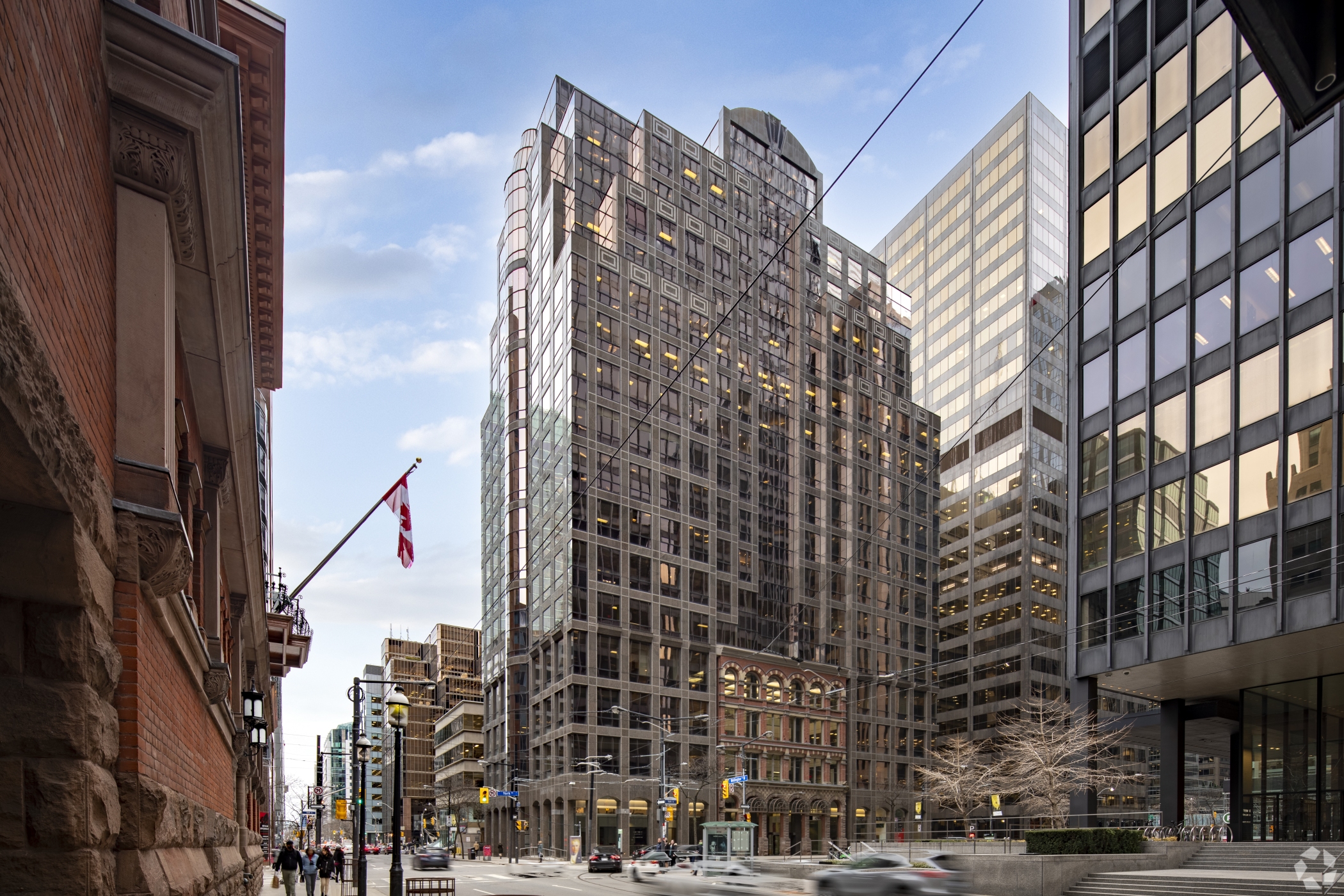 download (1) Toronto’s Office Leasing Recovery May Spur Investment Activity
