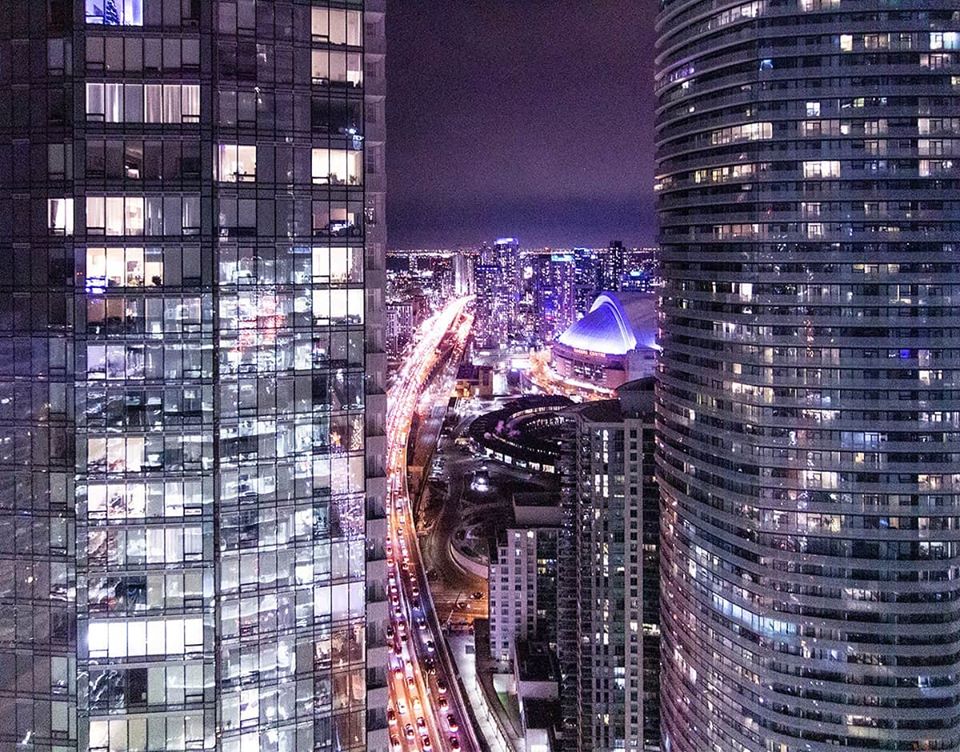4567 AI Is Reshaping The Canadian Office